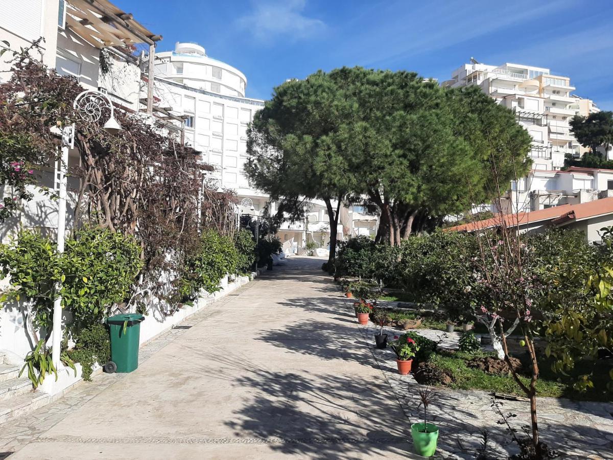 Kela Apartments Sarandë Exterior foto